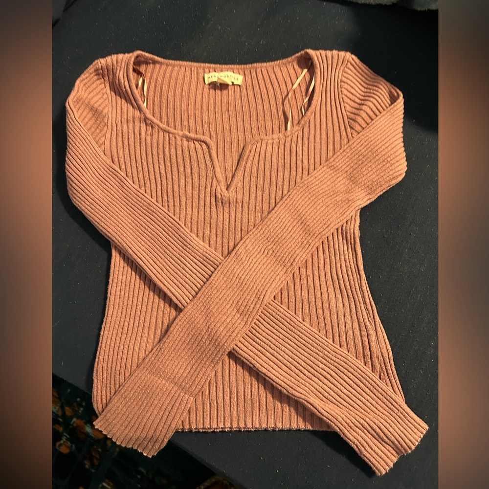 Aeropostale ribbed knit v neck sweater